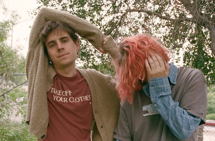 Royel Otis - meet me in the car - Press Photo - Credit Alex Wall